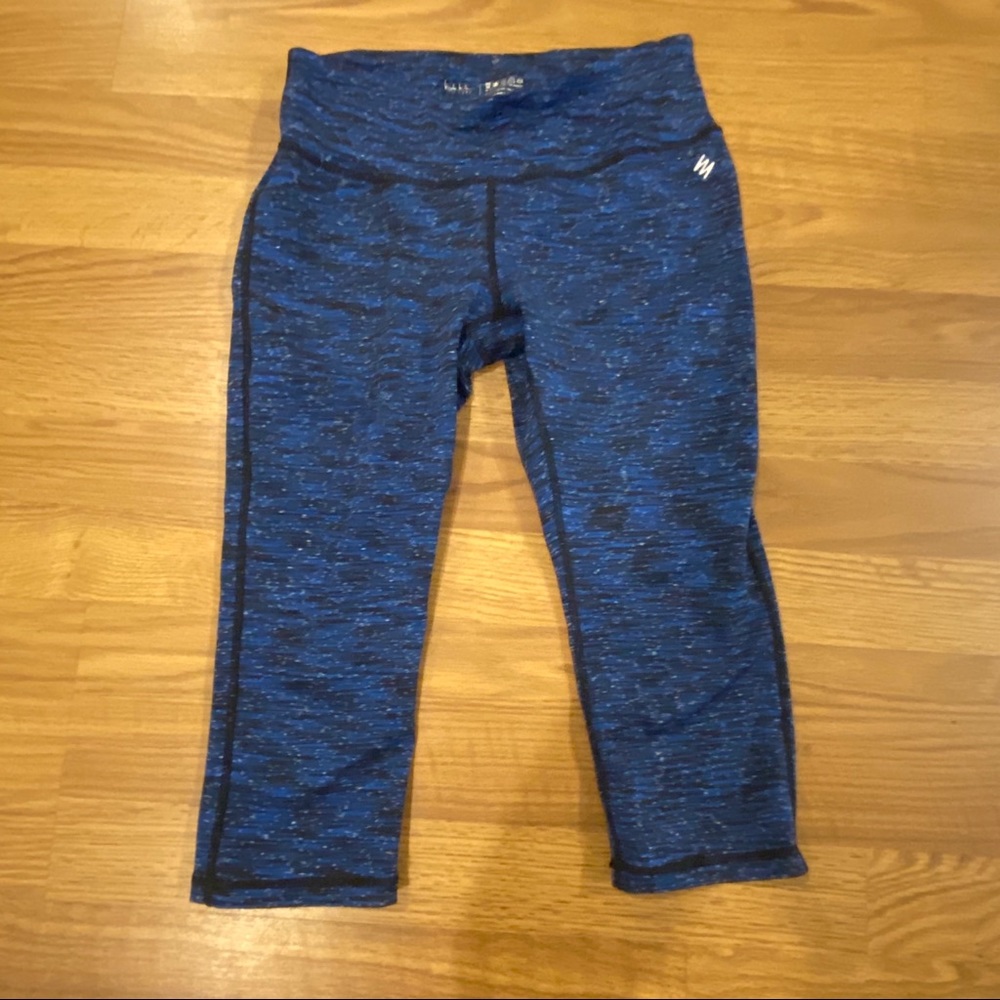 Capri workout leggings